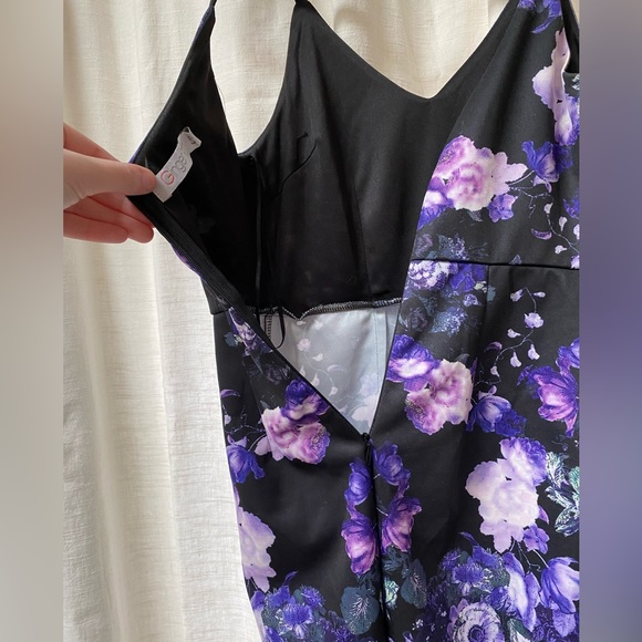 Gingerfizz fitted midi dress - Size Small - Picture 5 of 6